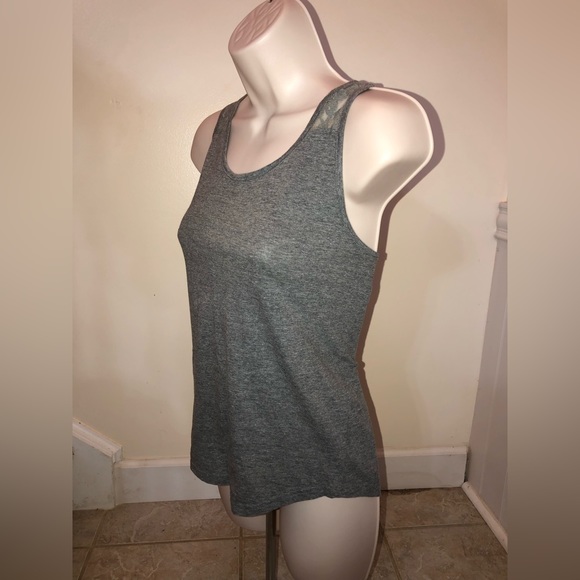 Gray top from I’m in love with DEREK in a size large - Picture 3 of 13